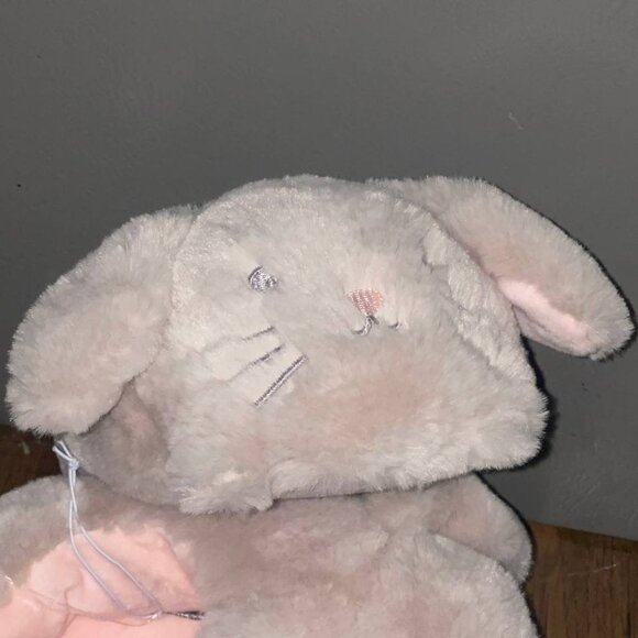 SOLD….Plush Bunny Slippers Cat & Jack kids size small 5/6 NWT - Picture 4 of 7